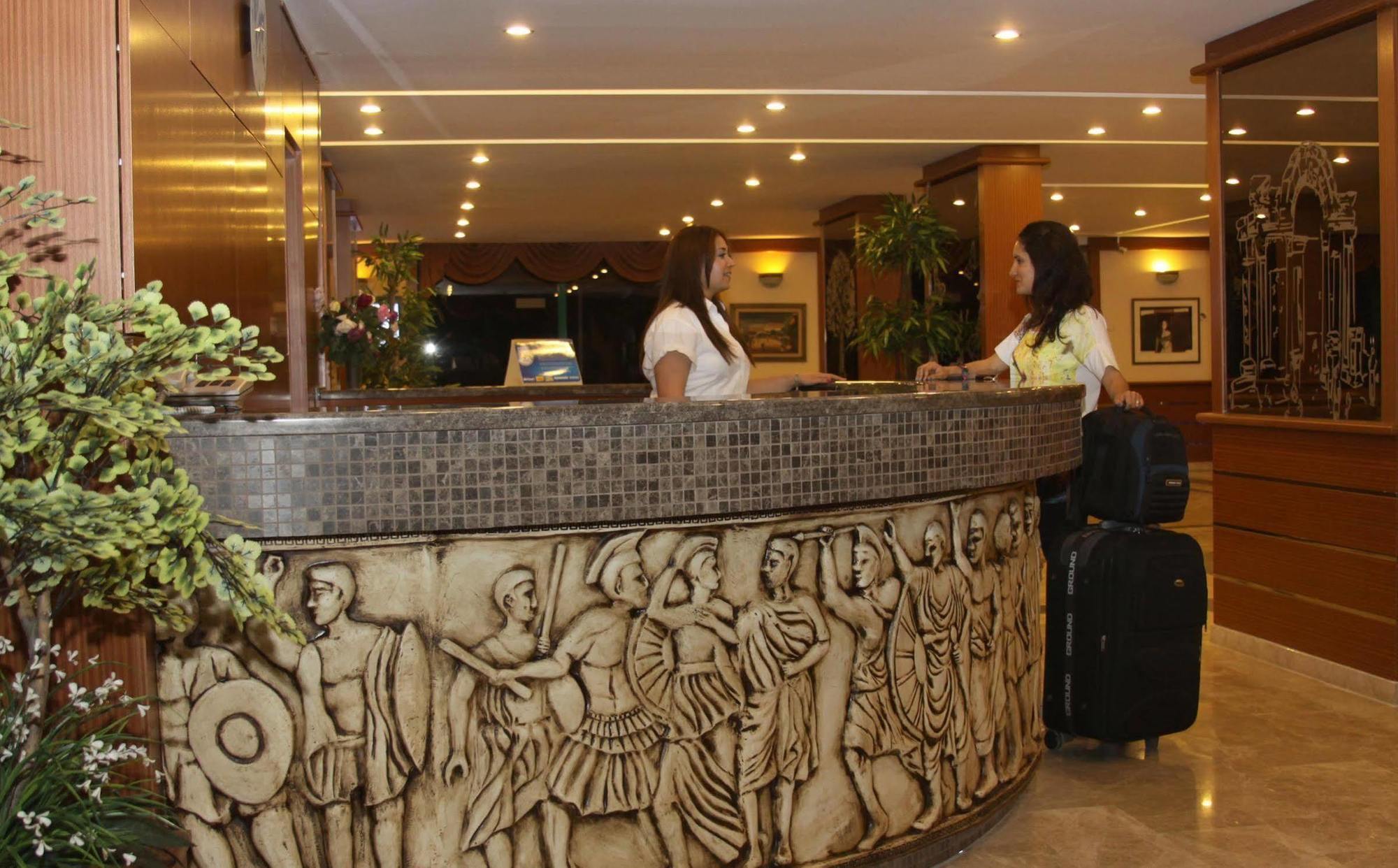 Esra Family Suite Hotel Altınkum 외부 사진